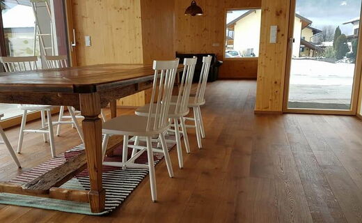 Landhausdiele Wildeiche Caramel in Esszimmer